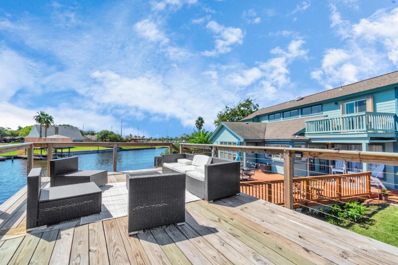 Beauty On The Water! Lake House Near The Beaches! Galveston Exterior photo